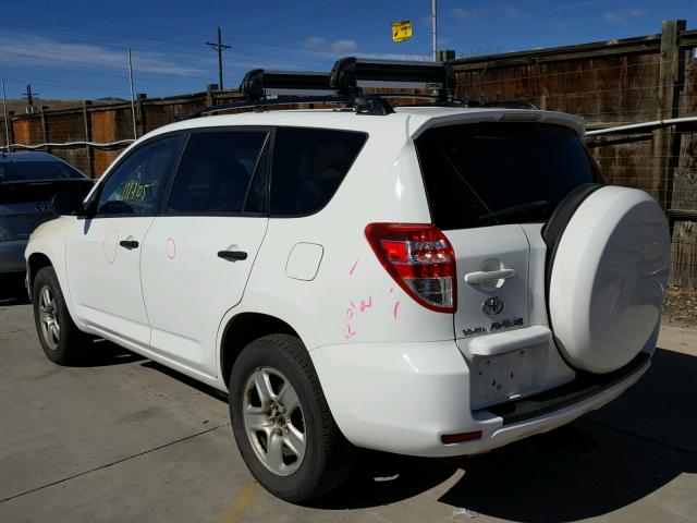 JTMBK33VX9D003618 - 2009 TOYOTA RAV4 WHITE photo 3