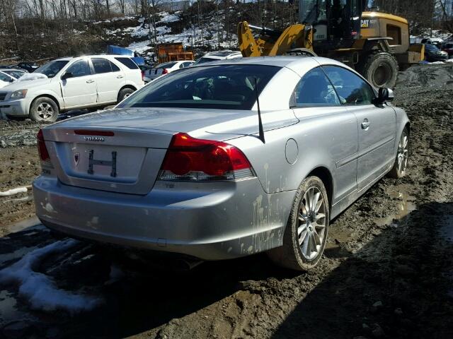 YV1MC67248J058325 - 2008 VOLVO C70 T5 SILVER photo 4