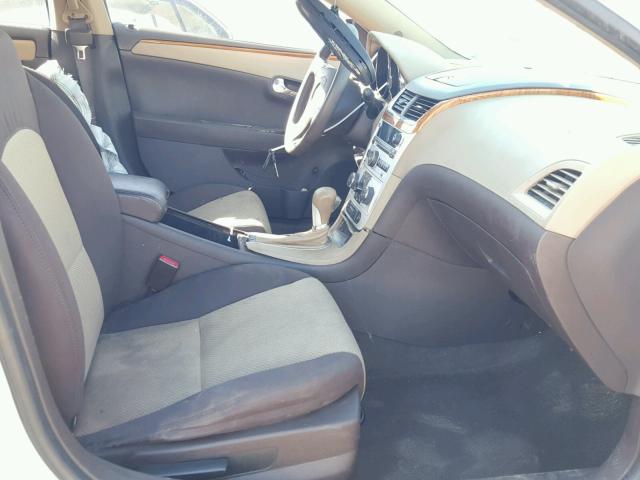 1G1ZC5E08CF205113 - 2012 CHEVROLET MALIBU 1LT WHITE photo 5