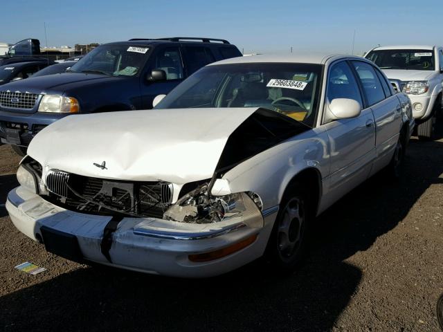 1G4CW52K5Y4218412 - 2000 BUICK PARK AVENU WHITE photo 2