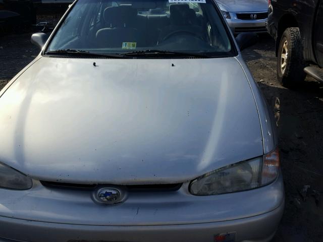 1Y1SK5288YZ409112 - 2000 CHEVROLET GEO PRIZM 银色 照片 9
