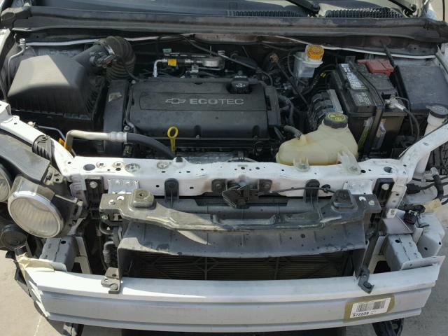 1G1JA6SH1G4112678 - 2016 CHEVROLET SONIC LS WHITE photo 7