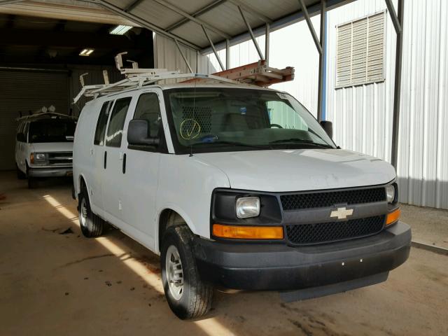 1GCGG25C291116669 - 2009 CHEVROLET EXPRESS G2 WHITE photo 1