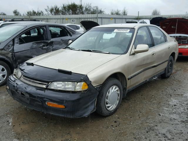 JHMCD5637RC108206 - 1994 HONDA ACCORD LX BEIGE photo 2