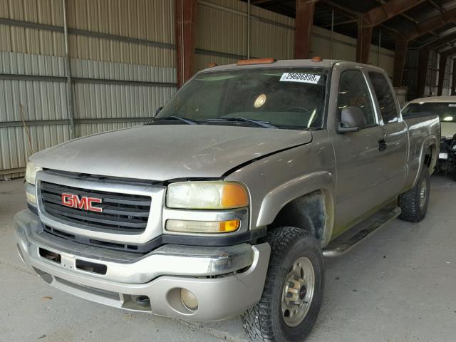 1GTHK29284E313626 - 2004 GMC SIERRA K25 TAN photo 2