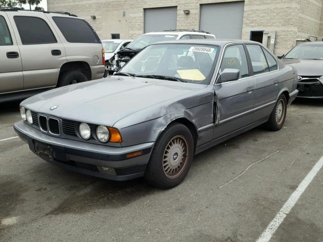 WBAHD6313NBJ79156 - 1992 BMW 525 I AUTO GRAY photo 2