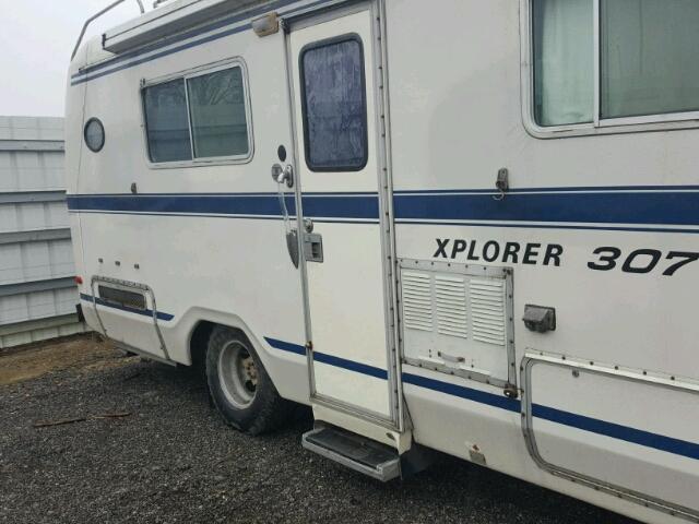 NOVIN112 - 1974 EXPL MOTORHOME WHITE photo 9