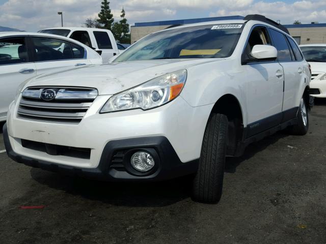 4S4BRBCC4D3285981 - 2013 SUBARU OUTBACK 2. WHITE photo 2