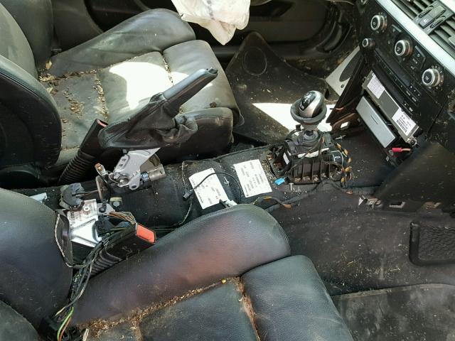 WBSNB93539C043022 - 2009 BMW M5 WHITE photo 9