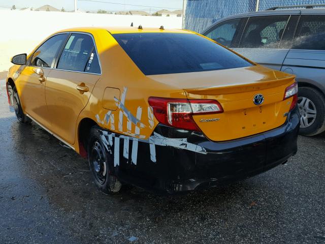 4T1BD1FKXDU074984 - 2013 TOYOTA CAMRY HYBR ყვითელი ფოტო 3