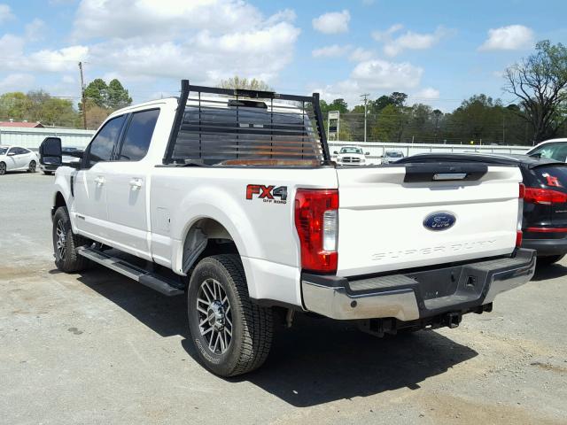 1FT7W2BT4HEC73960 - 2017 FORD F250 SUPER WHITE photo 3