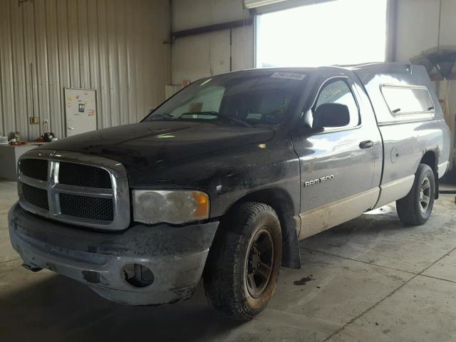 1D7HA16N12J138013 - 2002 DODGE RAM 1500 BLACK photo 2