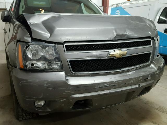 1GNFK13068R263095 - 2008 CHEVROLET TAHOE K150 CHARCOAL photo 9