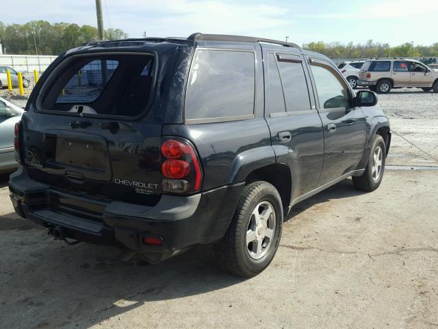 1GNDS13S142286991 - 2004 CHEVROLET TRAILBLAZE BLACK photo 4