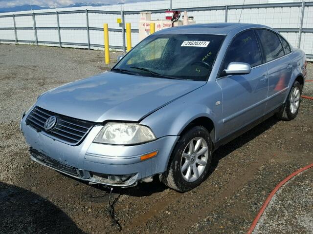 WVWPD63BX4E064350 - 2004 VOLKSWAGEN PASSAT GLS BLUE photo 2