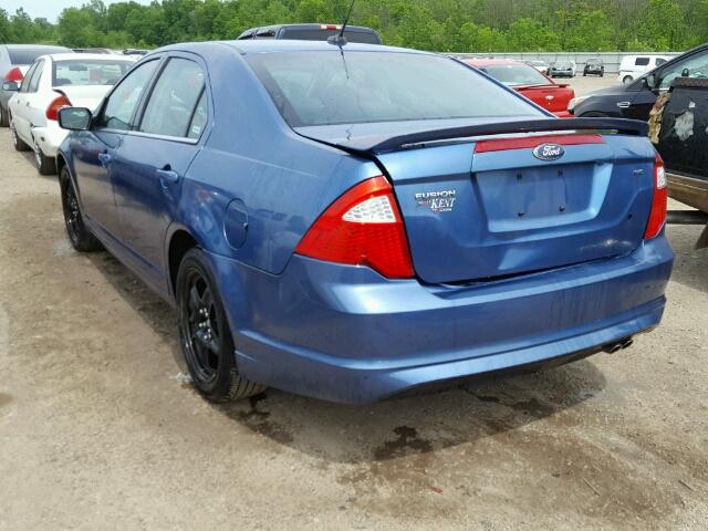 3FAHP0HA3AR338365 - 2010 FORD FUSION BLUE photo 3