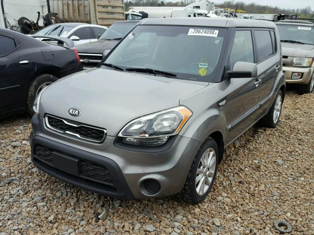 KNDJT2A57D7603994 - 2013 KIA SOUL GRAY photo 2