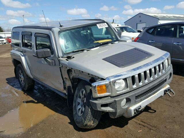 5GTEN13E988149159 - 2008 HUMMER H3 SILVER photo 1