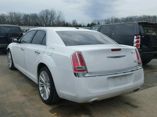 2C3CCAET0EH321122 - 2014 CHRYSLER 300C WHITE photo 3