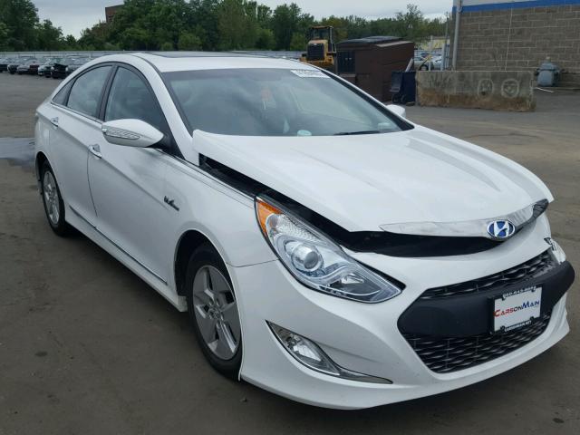 KMHEC4A43BA003845 - 2011 HYUNDAI SONATA HYB WHITE photo 1