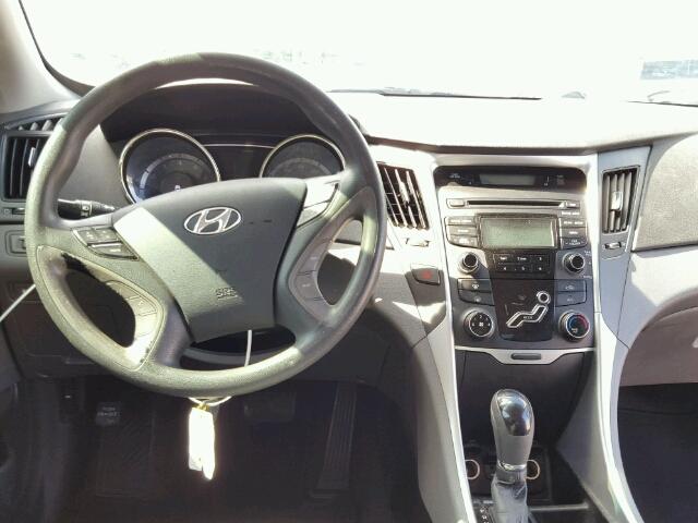 5NPEB4AC5DH685380 - 2013 HYUNDAI SONATA GLS BLUE photo 9