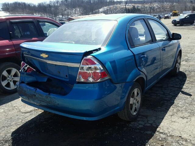 KL1TD56EX9B617559 - 2009 CHEVROLET AVEO LS BLUE photo 4