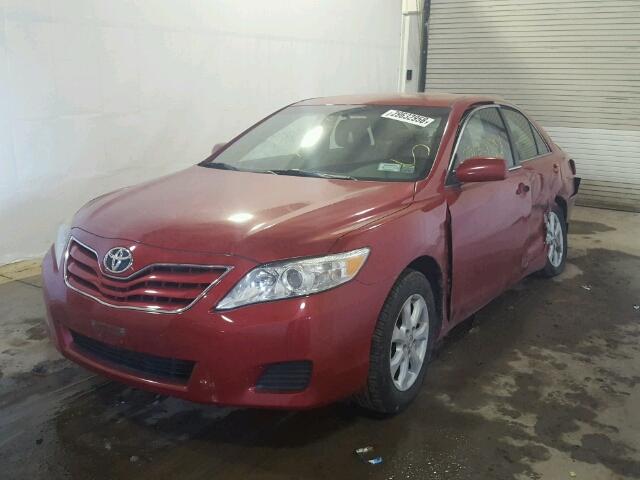 4T4BF3EK6BR215348 - 2011 TOYO CAMRY RED photo 2
