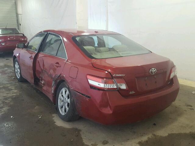 4T4BF3EK6BR215348 - 2011 TOYO CAMRY RED photo 3