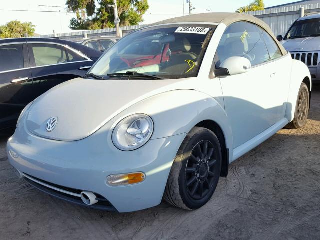 3VWCM31Y25M370133 - 2005 VOLKSWAGEN NEW BEETLE 蓝色 照片 2