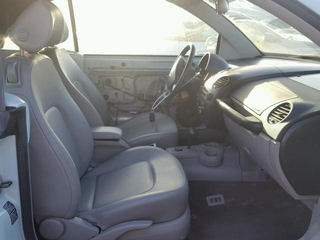 3VWCM31Y25M370133 - 2005 VOLKSWAGEN NEW BEETLE 蓝色 照片 5