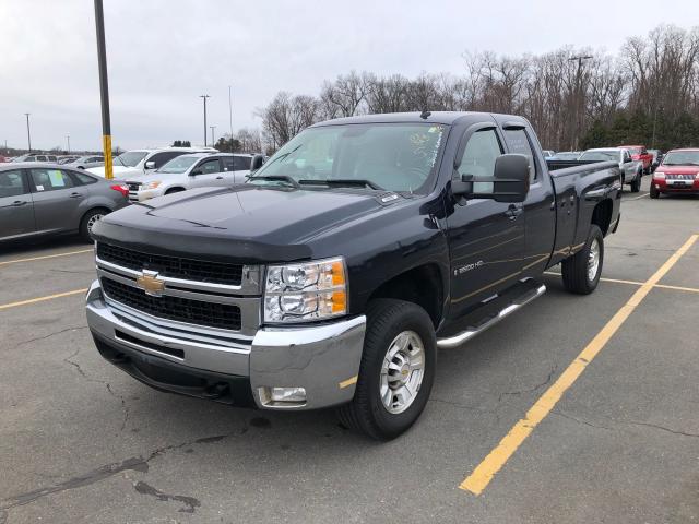 1GCHK29K17E520928 - 2007 CHEVROLET SILVERADO BLACK photo 2