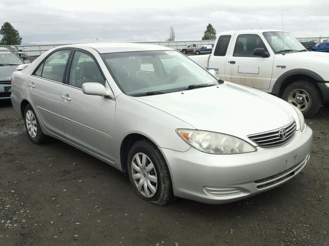 4T1BE32K05U972493 - 2005 TOYOTA CAMRY LE SILVER photo 1