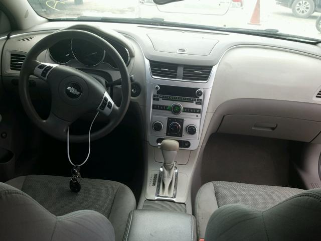 1G1ZB5EB6A4141800 - 2010 CHEVROLET MALIBU LS თეთრი ფოტო 9
