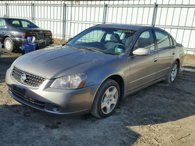 1N4AL11D45N922158 - 2005 NISSAN ALTIMA S BEIGE photo 2