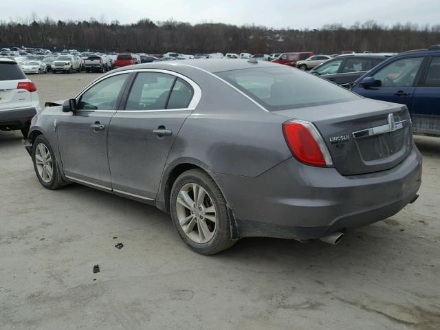 1LNHL9DR1BG605304 - 2011 LINCOLN MKS GRAY photo 3