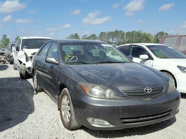 JTDBE32K720023739 - 2002 TOYOTA CAMRY LE GRAY photo 1