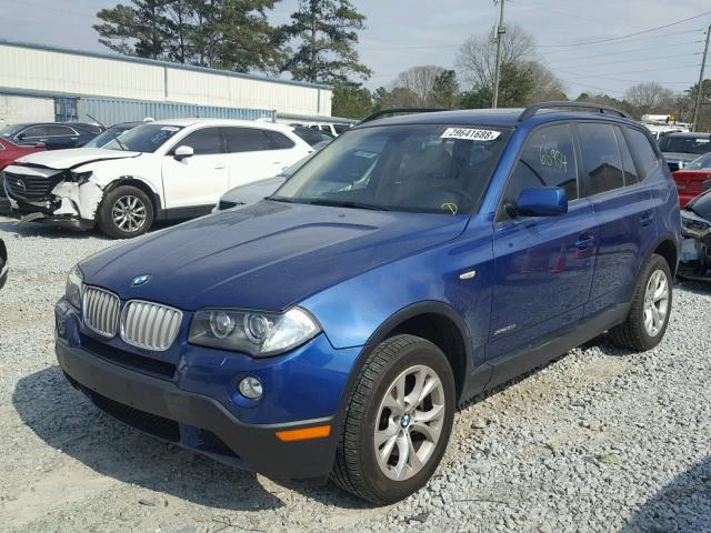 WBXPC93419WJ29340 - 2009 BMW X3 XDRIVE3 BLUE photo 2