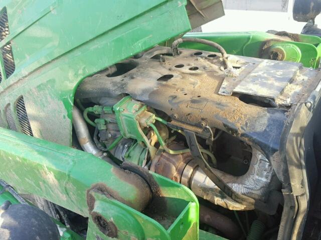 1L06115MVEH807123 - 2014 JOHN DEERE TRACTOR GREEN photo 7