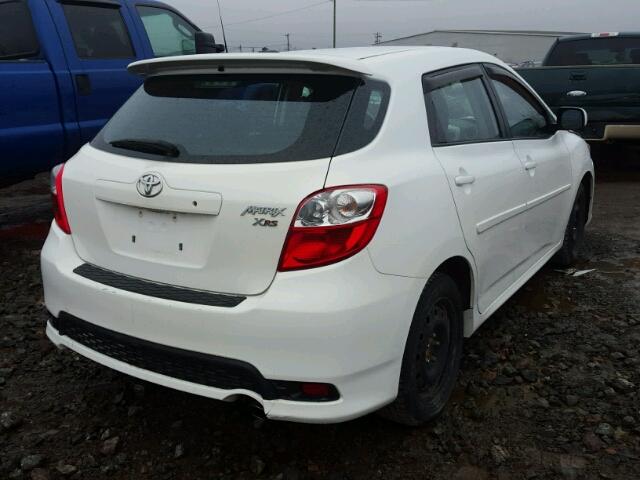 2T1ME4EE5BC006786 - 2011 TOYOTA MATRIX XRS WHITE photo 4