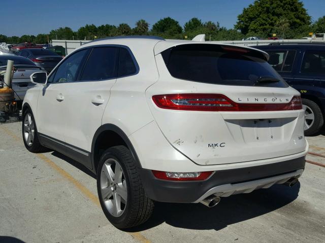 5LMCJ1C90JUL12588 - 2018 LINCOLN MKC PREMIE WHITE photo 3