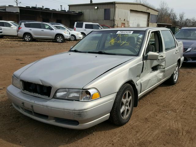 YV1LS61J5Y2623125 - 2000 VOLVO S70 BASE SILVER photo 2