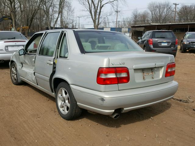 YV1LS61J5Y2623125 - 2000 VOLVO S70 BASE SILVER photo 3