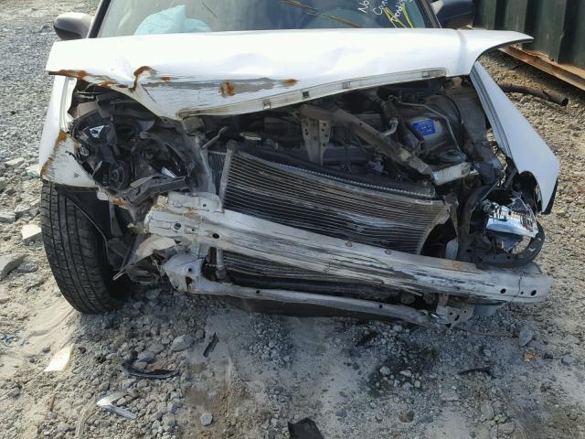 2HGES16503H530351 - 2003 HONDA CIVIC LX WHITE photo 9