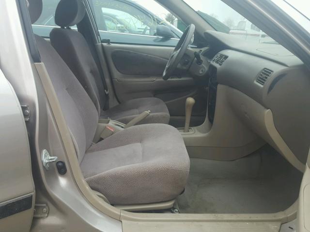 1Y1SK52821Z438076 - 2001 CHEVROLET GEO PRIZM 棕色 照片 5