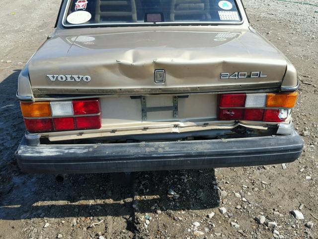 YV1AA8840L1405243 - 1990 VOLVO 240 BASE GOLD photo 9