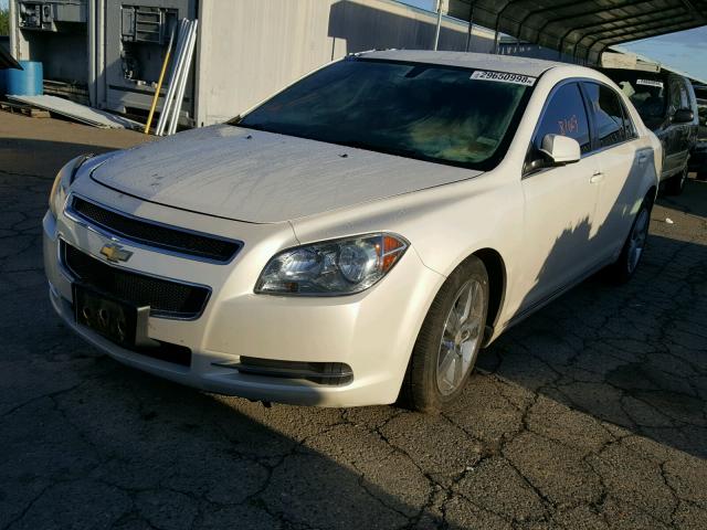 1G1ZC5EBXAF277381 - 2010 CHEVROLET MALIBU 1LT WHITE photo 2