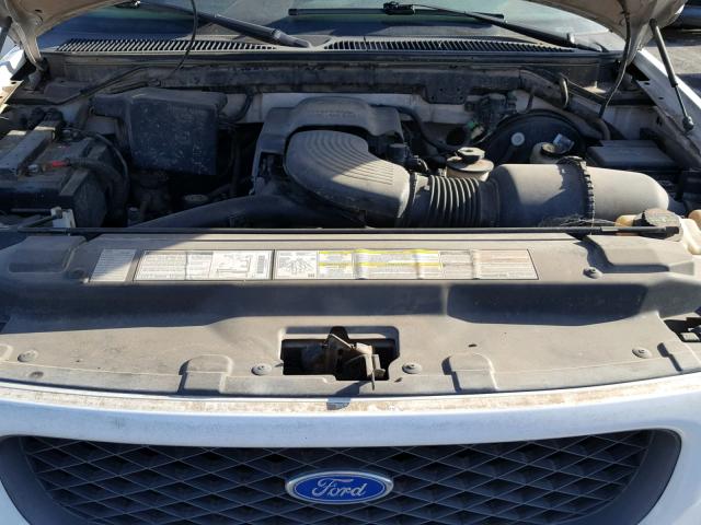 1FTDX18W1VKD30799 - 1997 FORD F150 WHITE photo 7