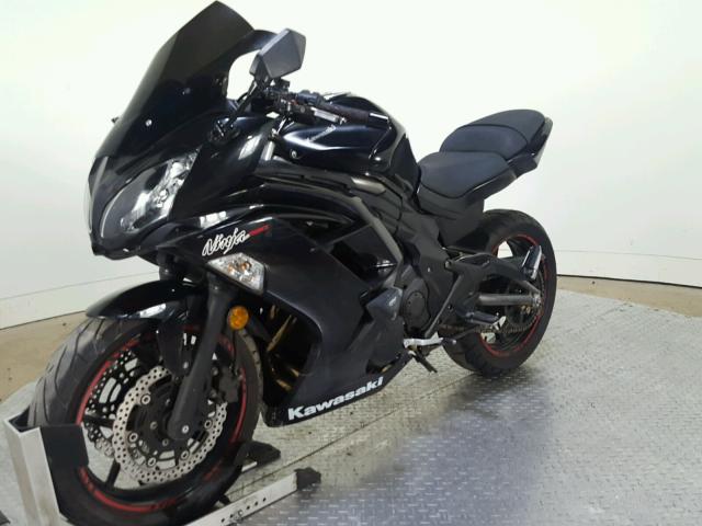 JKAEXEE17CDA04072 - 2012 KAWASAKI EX650 EC BLACK photo 4