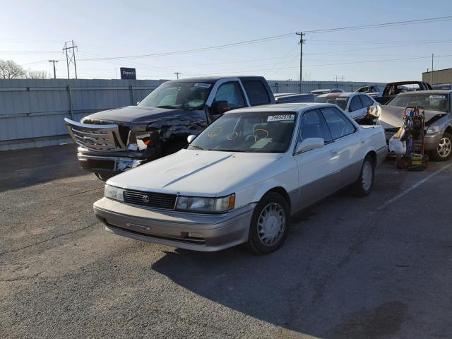 JT8VV22T1L0106194 - 1990 LEXUS ES 250 WHITE photo 2