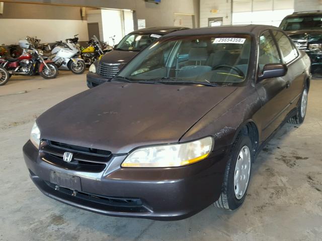 1HGCG5646WA100737 - 1998 HONDA ACCORD LX PURPLE photo 2